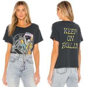 𝗗𝗔𝗬𝗗𝗥𝗘𝗔𝗠𝗘𝗥 Keep On Rolling Tee